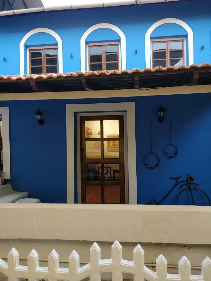 Albergue The White Balcao Panaji Exterior foto